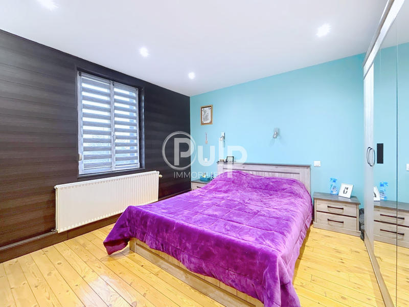 Maison - 200 m² - 7 pièces