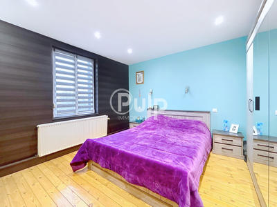 Maison - 200 m² - 7 pièces