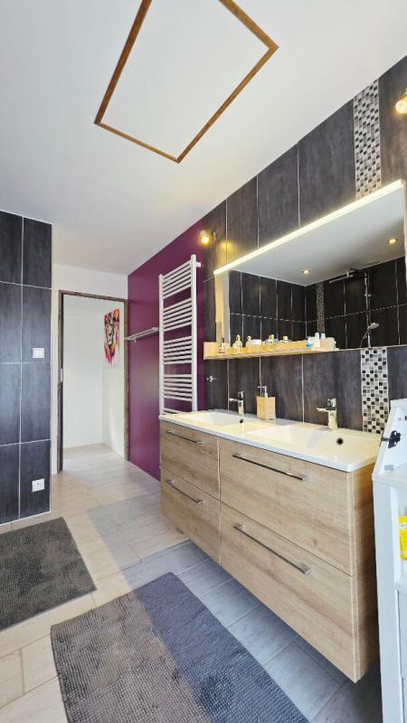 Maison - 115 m² - 4 pièces