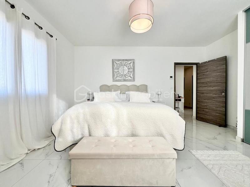 Villa - 140 m² - 5 pièces