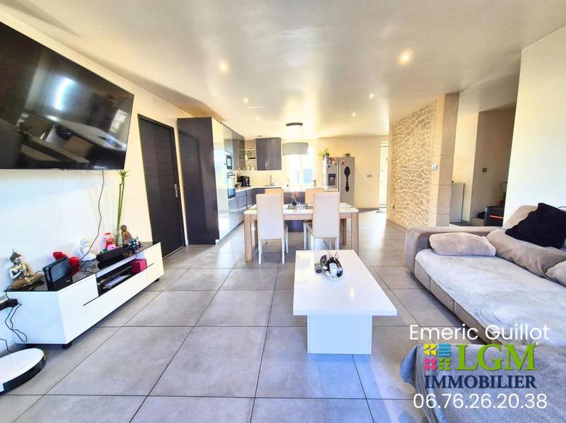 Maison - 107 m² - 3 pièces