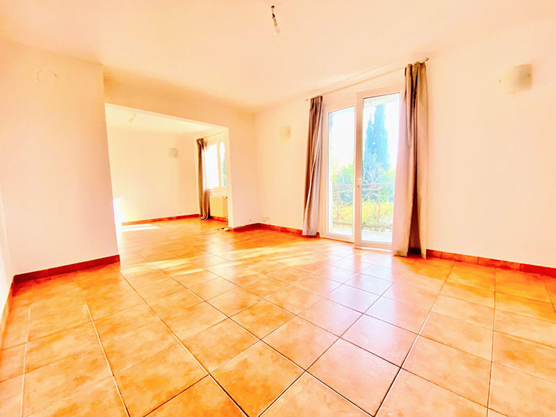 Maison - 194 m² - 8 pièces