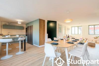 Chambre - 15 m² - 1 pièce