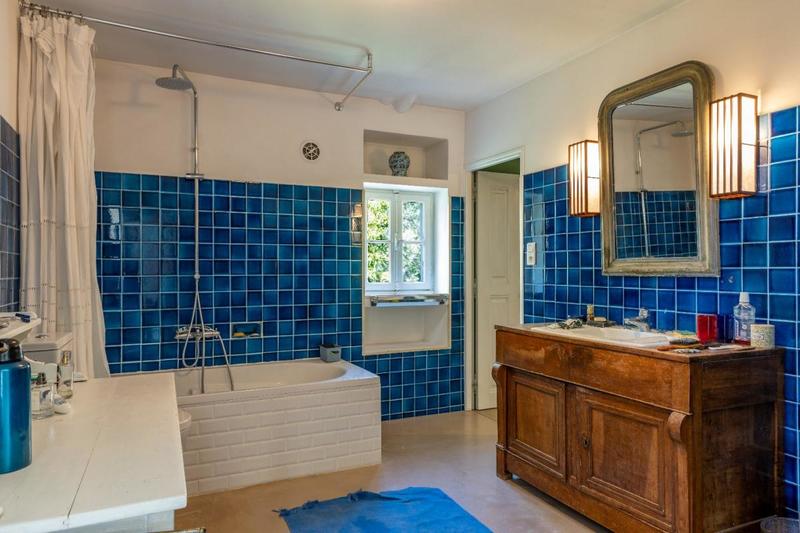 Maison de campagne - 450 m² - 9 pièces