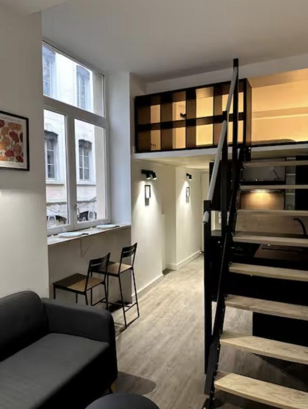 Appartement ancien - 17 m² - 1 pièce