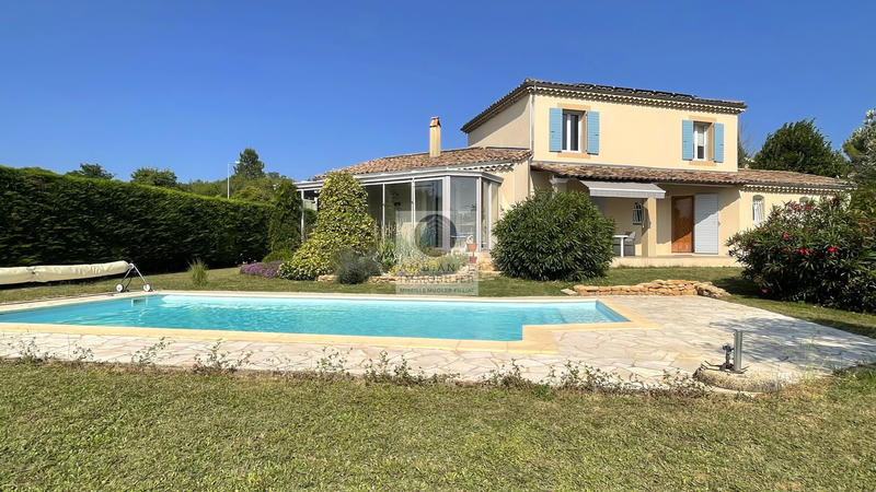 Maison - 155 m² - 6 pièces