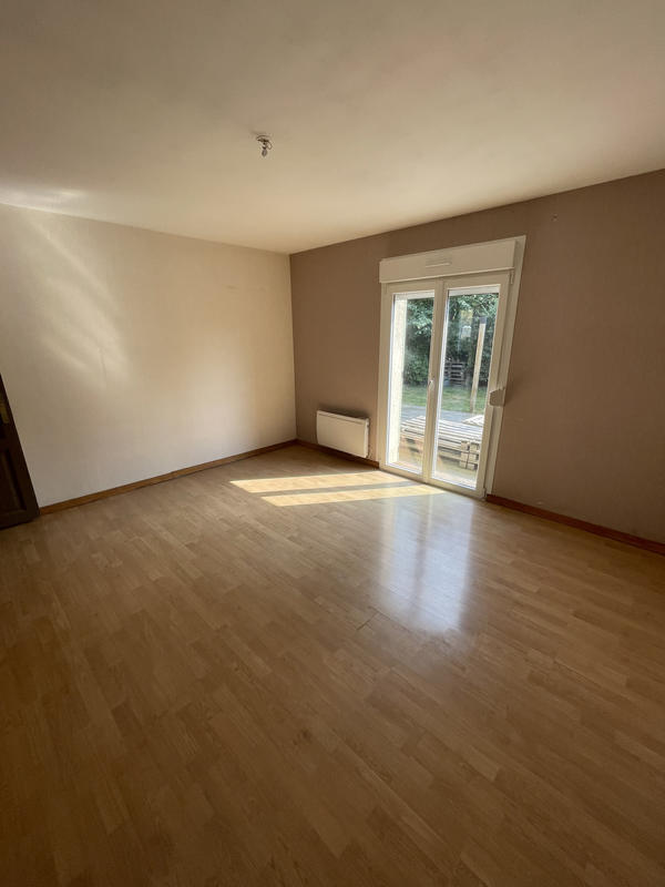 Maison - 182 m² - 7 pièces