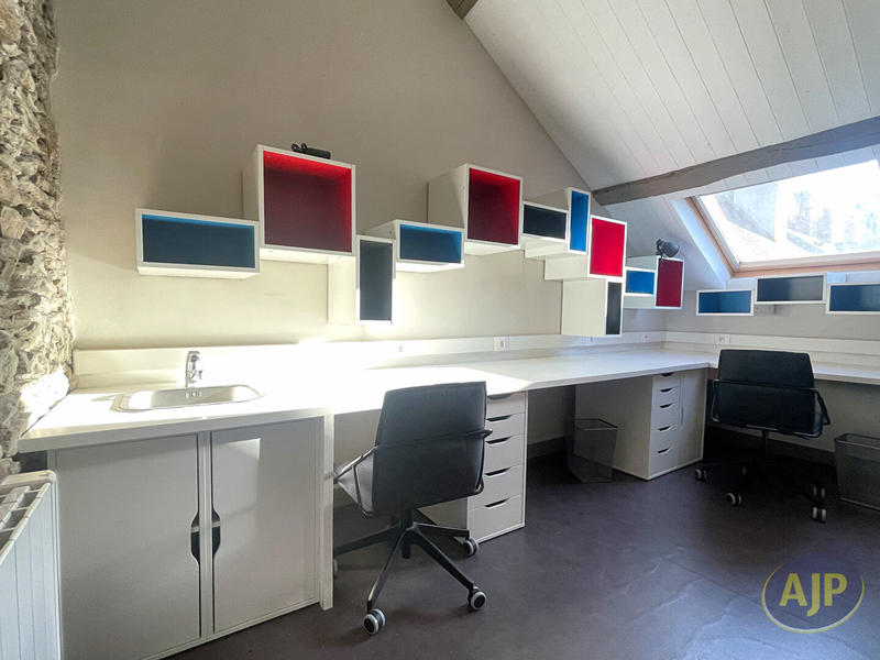 Appartement - 82 m² - 4 pièces