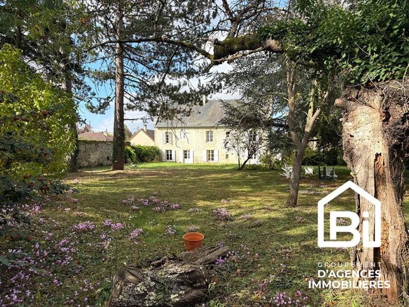 Maison en pierre - 185 m² - 7 pièces