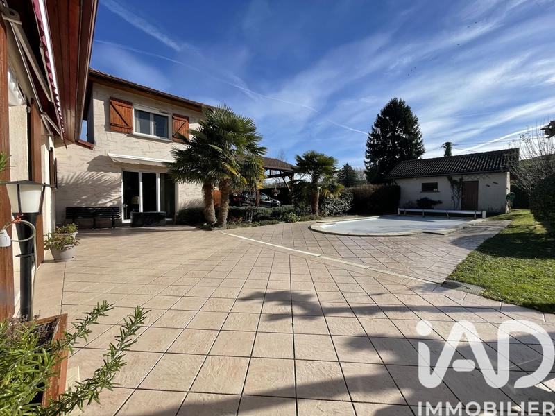 Maison - 141 m² - 7 pièces