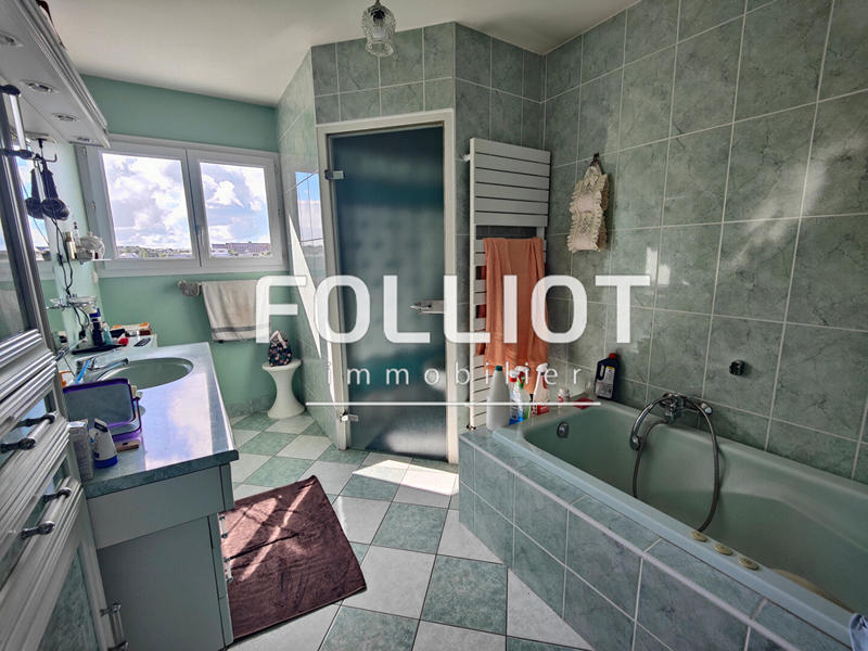 Maison - 135 m² - 4 pièces