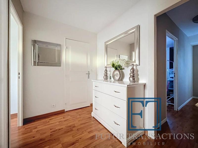 Appartement - 89 m² - 5 pièces