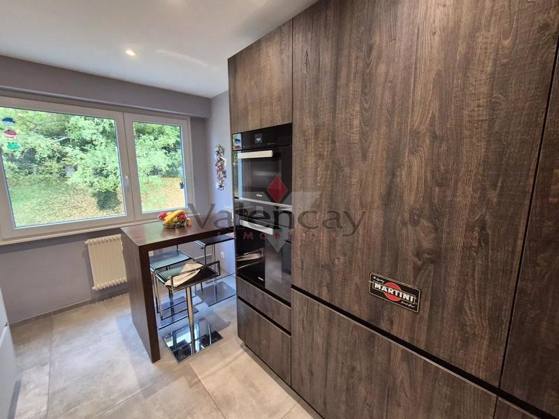 Appartement - 105 m² - 4 pièces