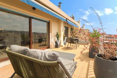 Appartement - 99 m² - 4 pièces