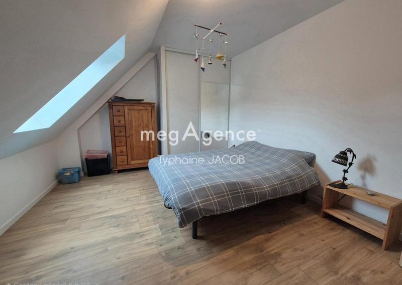 Maison - 93 m² - 5 pièces