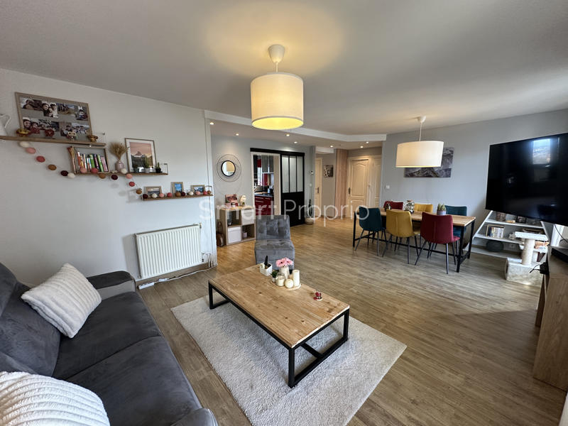 Appartement - 75 m² - 3 pièces