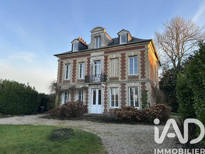 Maison - 245 m² - 10 pièces