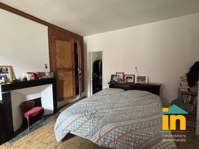 Maison de ville - 110 m² - 3 pièces