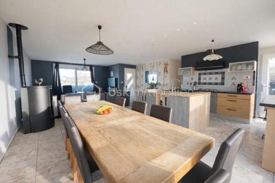 Pavillon - 150 m² - 8 pièces