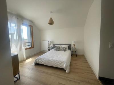 Penthouse - 127 m² - 4 pièces