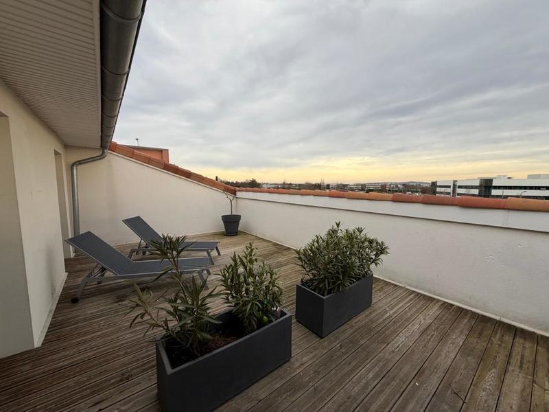 Appartement - 80 m² - 4 pièces