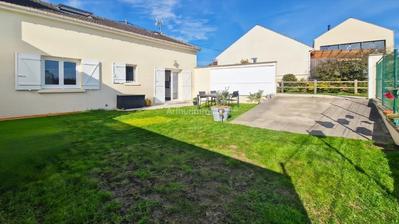 Maison - 93 m² - 5 pièces