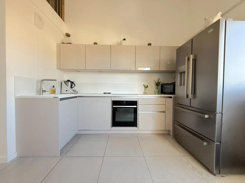 Duplex - 107 m² - 5 pièces