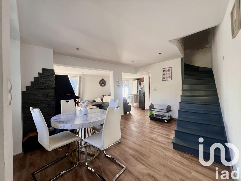 Maison - 92 m² - 5 pièces