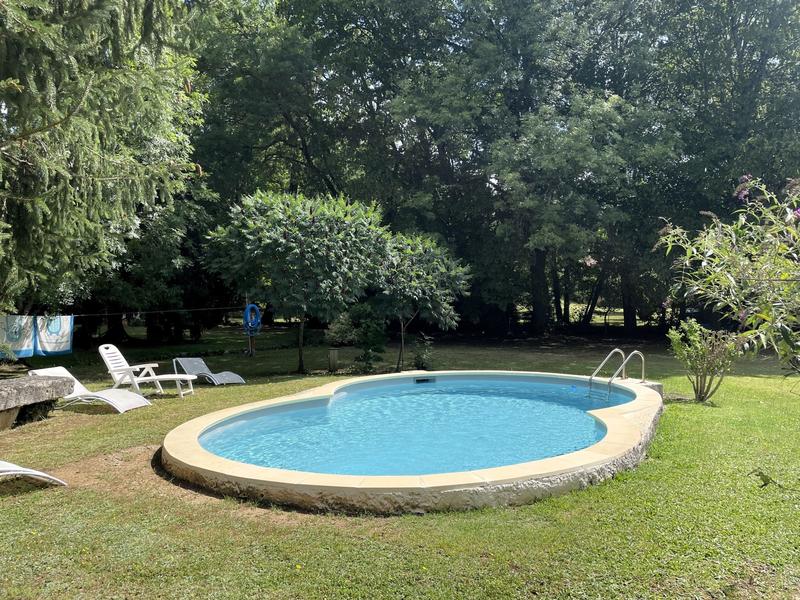 Maison traditionnelle - 155 m² - 6 pièces