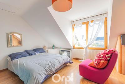 Maison - 130 m² - 6 pièces