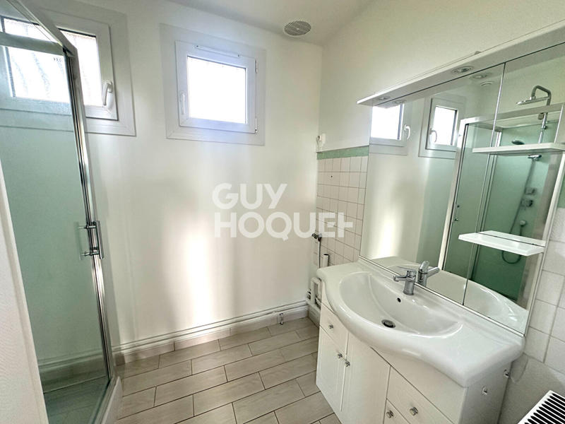 Maison - 95 m² - 6 pièces