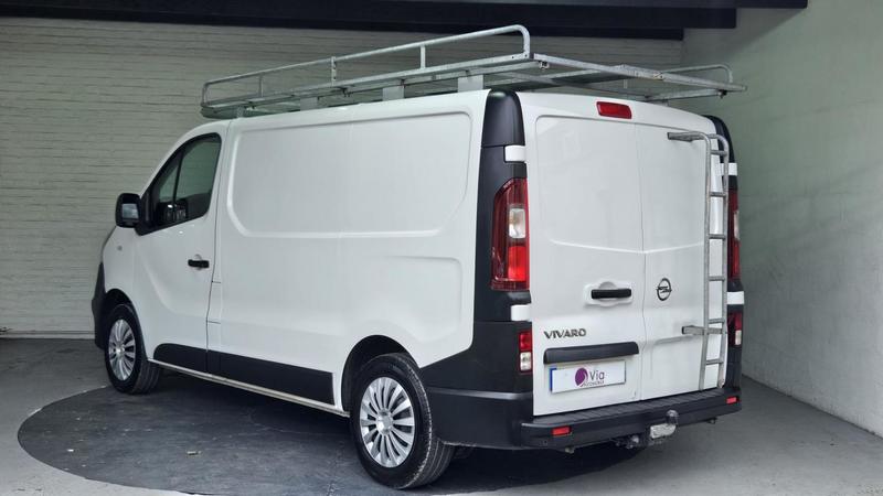 Opel Vivaro Fourgon Fgn F2700 L1h1 1.6 Cdti 120 Ch Pack Clim +