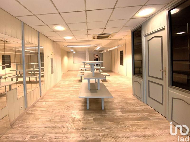 Local commercial - 166 m²