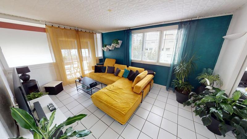 Appartement - 88 m² - 5 pièces