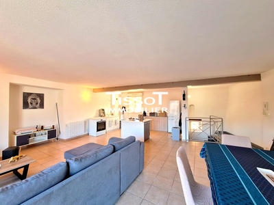 Duplex - 102 m² - 4 pièces