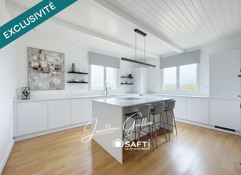 Maison - 272 m² - 8 pièces