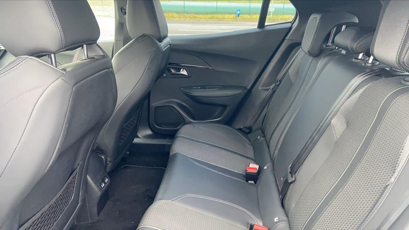 Peugeot 2008 1.5 BlueHDi 130 Eat8 Gt-Line - Automatique Toit ouvrant