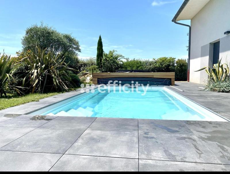 Villa - 153 m² - 5 pièces