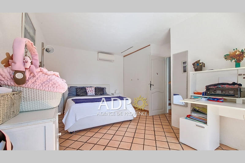 Maison - 142 m² - 4 pièces