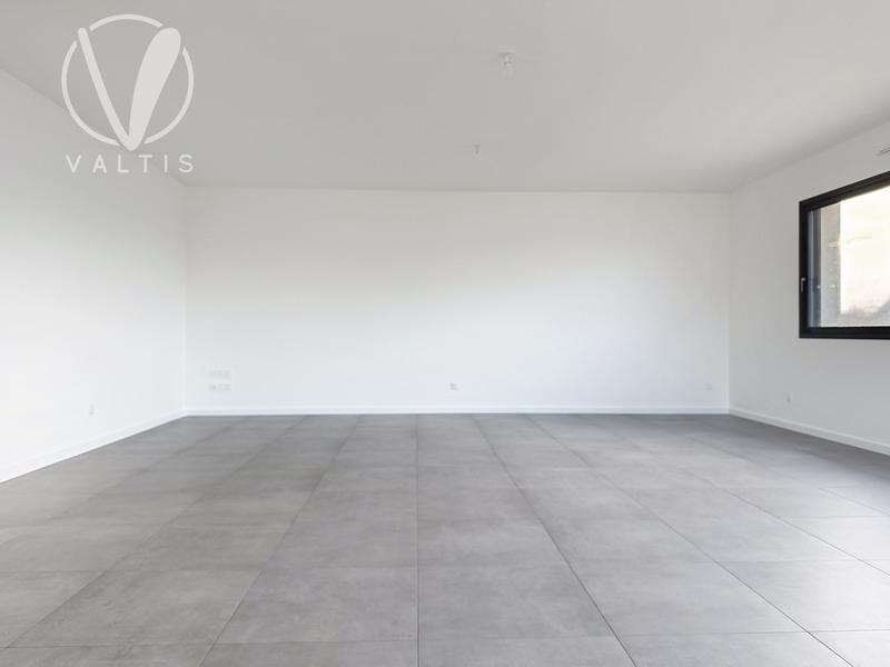 Maison - 97 m² - 4 pièces