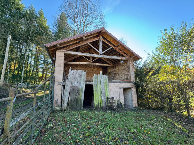 Maison - 216 m² - 7 pièces