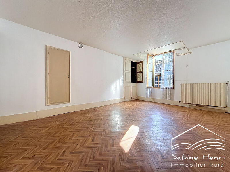 Maison - 173 m² - 6 pièces