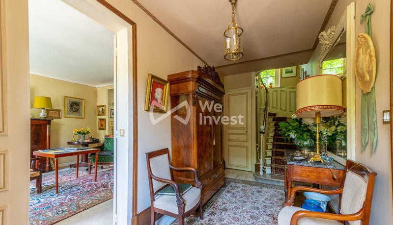 Maison ancienne - 300 m² - 9 pièces