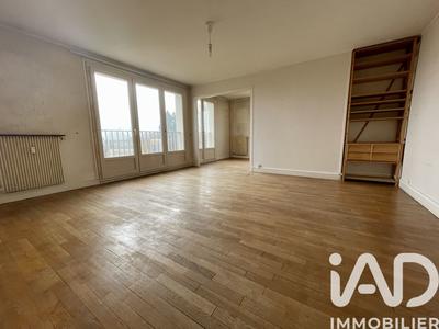 Appartement - 79 m² - 4 pièces
