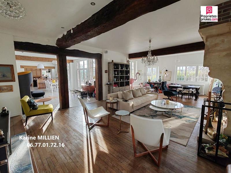 Maison - 400 m² - 13 pièces