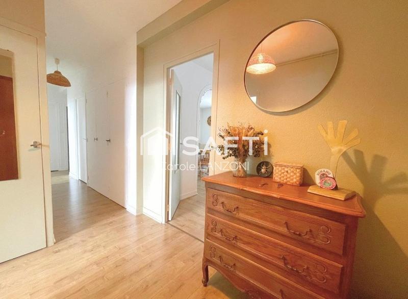 Appartement - 84 m² - 4 pièces