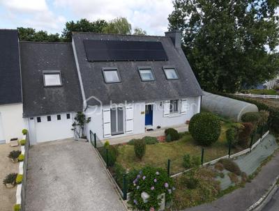 Maison - 116 m² - 6 pièces