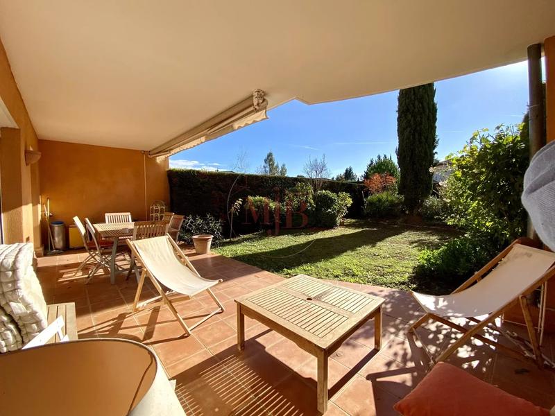 Appartement - 87 m² - 3 pièces