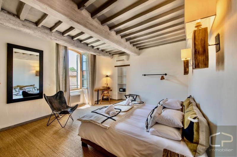 Hôtel particulier - 307 m² - 10 pièces