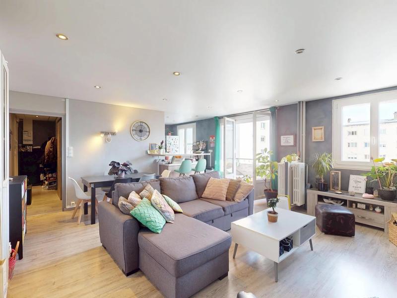 Appartement - 70 m² - 4 pièces